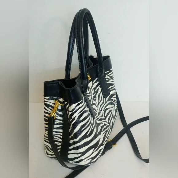 🦓 Zebra Print Crossbody Satchel Purse And Wallet - Picture 3 of 10